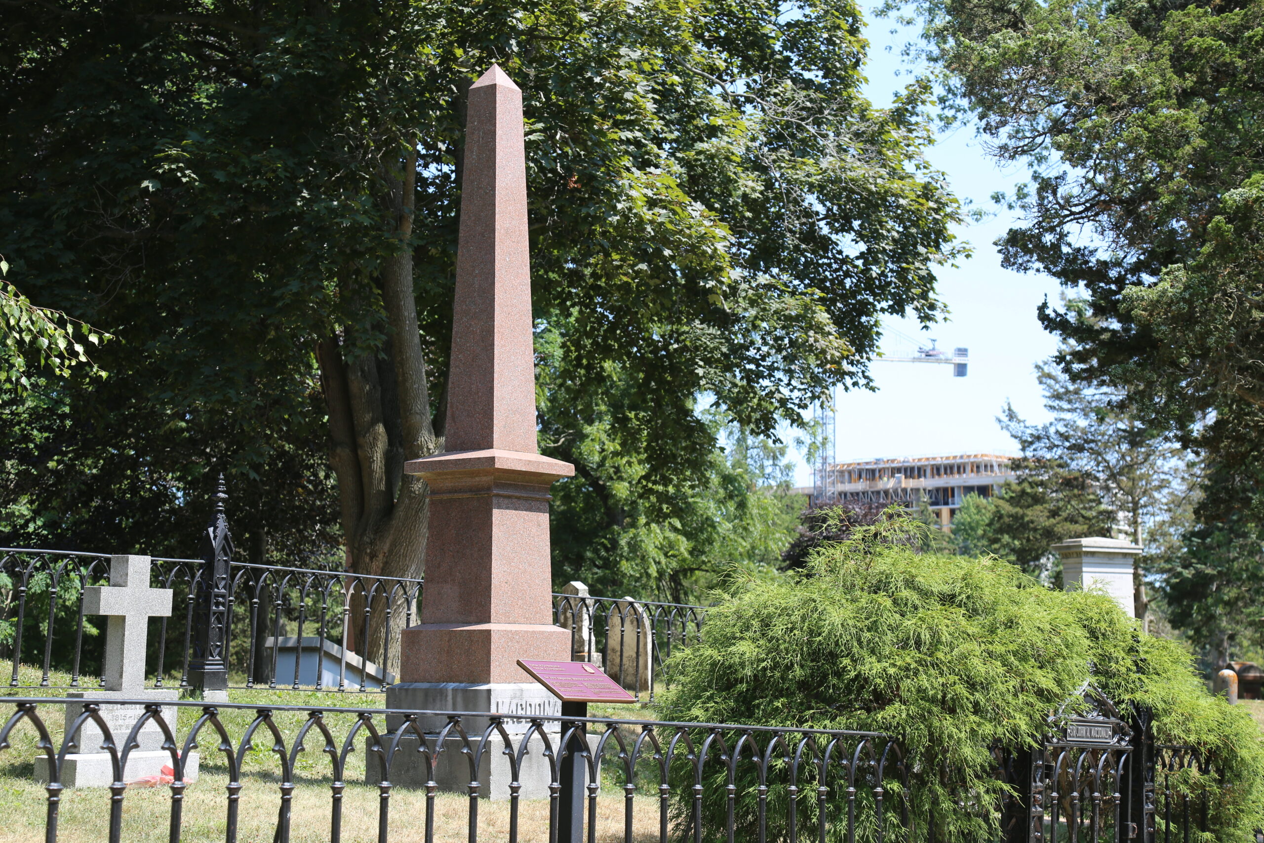 Purdy's Mills - Cataraqui Cemetery / Sir John A. Macdonald Gravesite ...